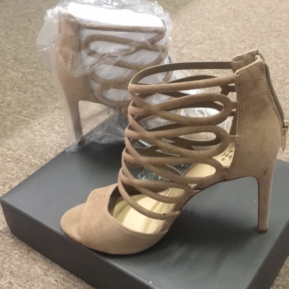 Vince Camino brand new shoes. - Picture 2 of 5